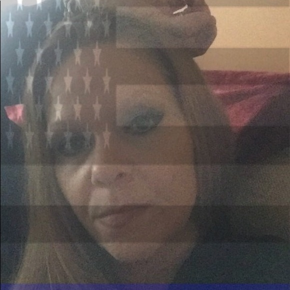 Meet the Posher Other - Meet your Posher, Michelle